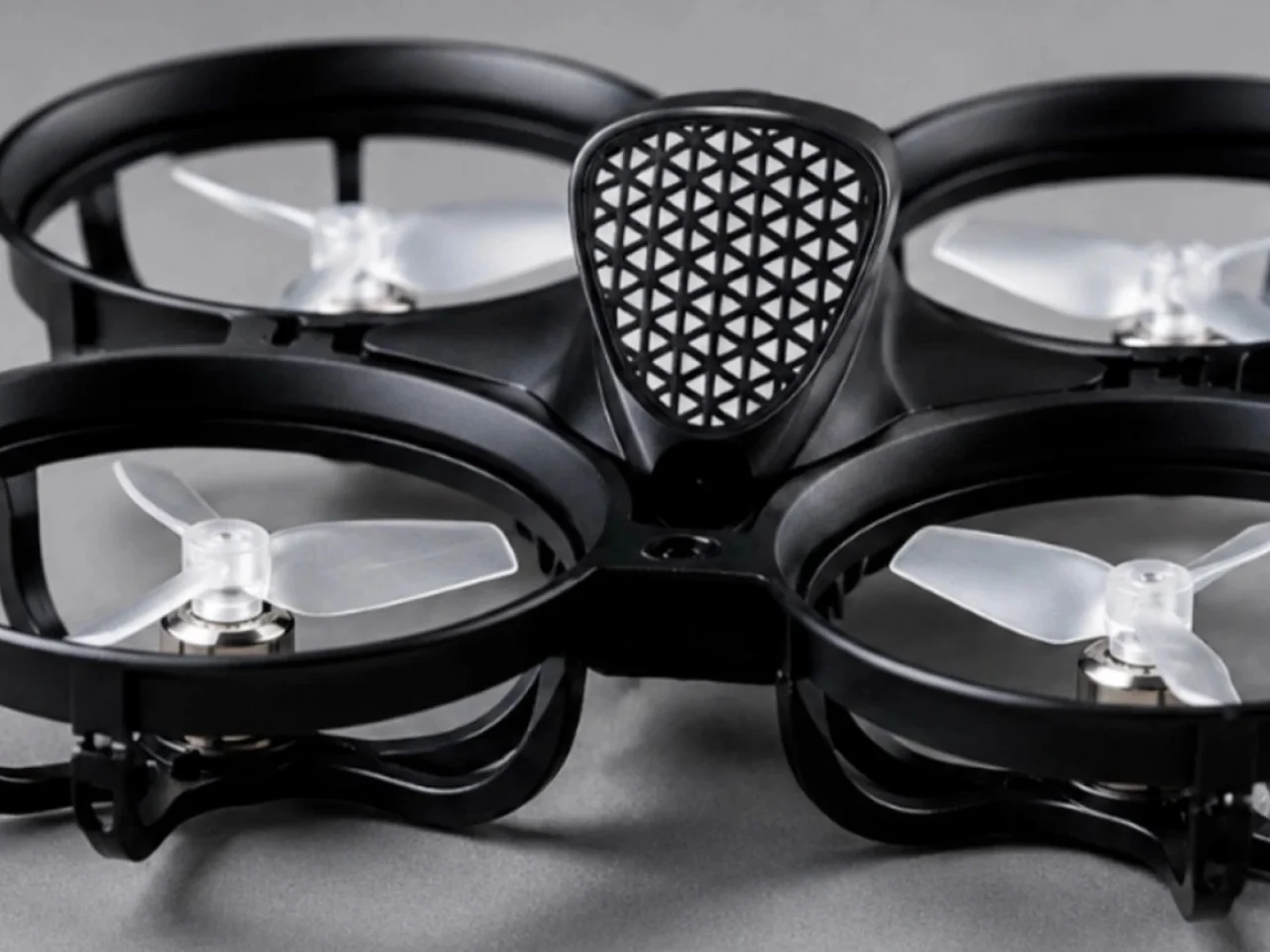 Un drone de 40 grammes traque désormais le moustique, l’animal le plus mortel au monde
