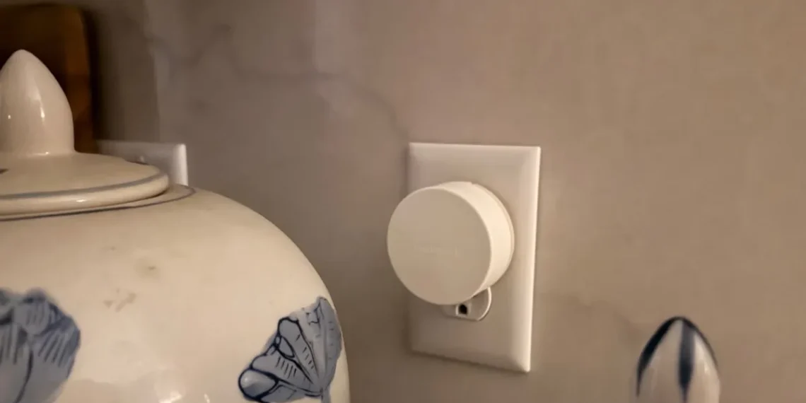 Test du Twelve South PowerBug : chargeur Qi2 mural 35 W et dock iPhone à environ 44 € - plare. Test du Twelve South PowerBug : chargeur Qi2 mural 35 W et dock iPhone à environ 44 €