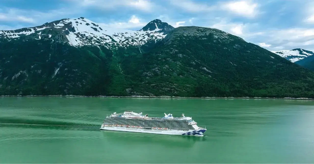 Princess Cruises célèbre 25 ans de connexion électrique à Juneau et renforce ses croisières durables en Alaska