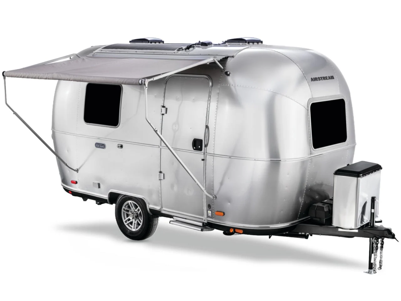 Airstream World Traveler 17RB à 55 969 € : le camping-car abordable idéal pour un premier voyage - plare. Airstream World Traveler 17RB à 55 969 € : le camping-car abordable idéal pour un premier voyage