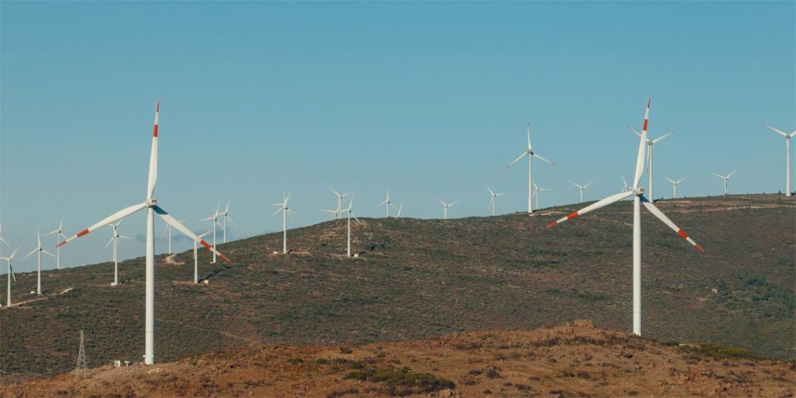 Modernisation du système énergétique : l’autoconsommation industrielle et la rénovation des parcs éoliens accélèrent la transition
