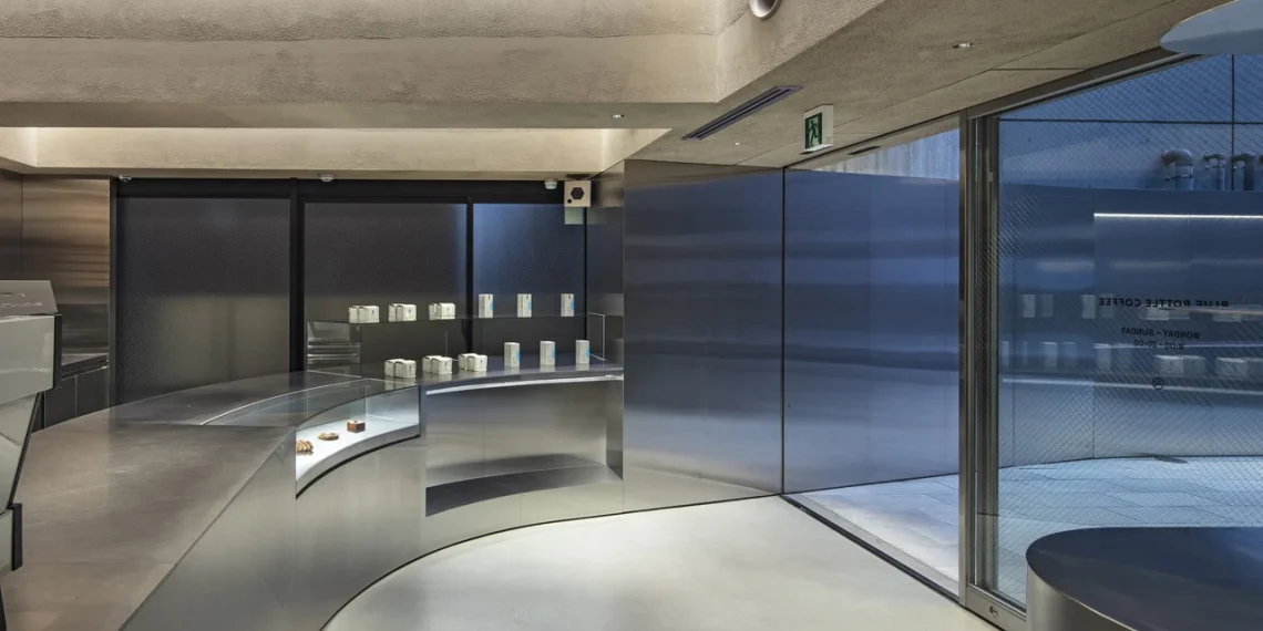 Blue Bottle Coffee à Harajuku : un café minimaliste au design maîtrisé - plare. Blue Bottle Coffee à Harajuku : un café minimaliste au design maîtrisé