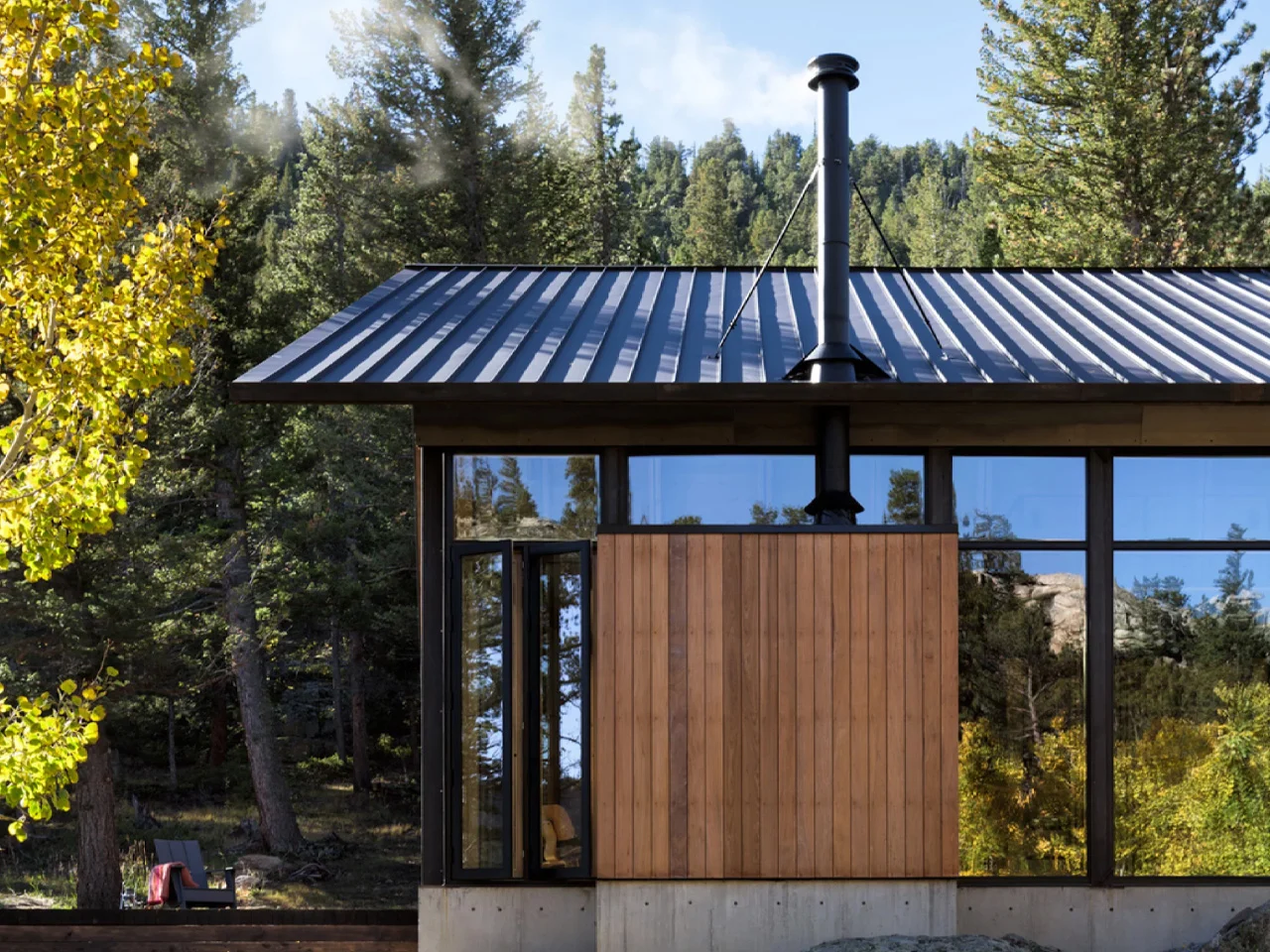 Cette cabane zéro carbone dans le Colorado réinvente la maison familiale de montagne pour le siècle à venir