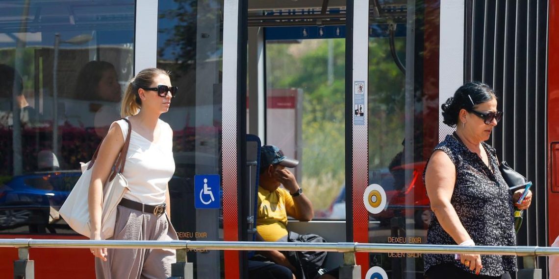 Canicule en Espagne : climatisation sous pression dans les trains et frontons, avec des conseils pour économiser l’énergie - plare. Canicule en Espagne : climatisation sous pression dans les trains et frontons, avec des conseils pour économiser l’énergie