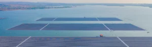 La première plateforme solaire marine d’Espagne arrive au Port de Valence