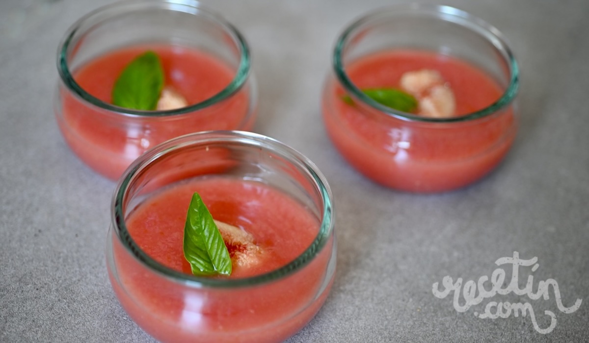 Gazpacho de tomate et figues : recette fraîche et facile d’été - plare. Gazpacho de tomate et figues : recette fraîche et facile d’été