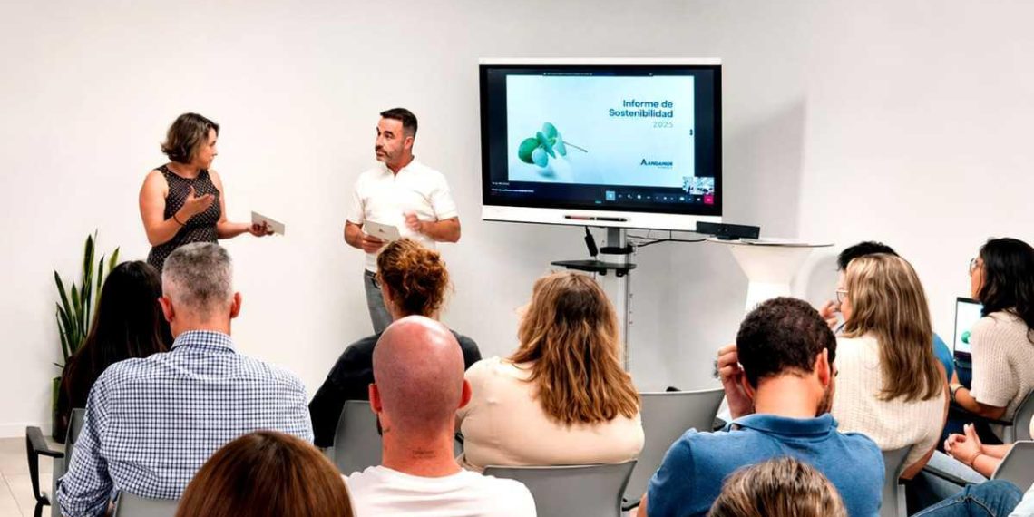 Empresas españolas impulsan sus informes de sostenibilidad con avances en descarbonización y compromiso social - plare. Empresas españolas impulsan sus informes de sostenibilidad con avances en descarbonización y compromiso social