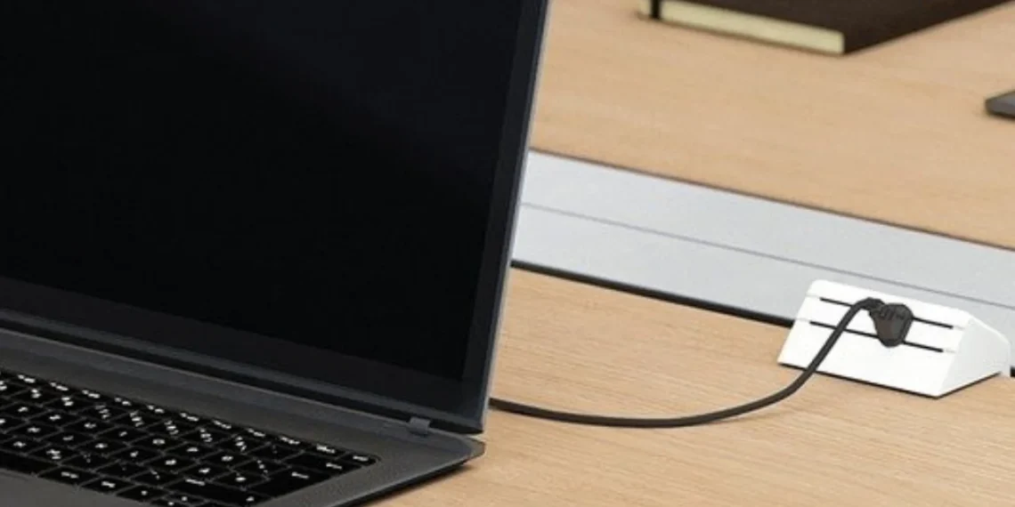 Multiprise design Kokuyo : l’accessoire déco et pratique qu’on a envie d’exposer