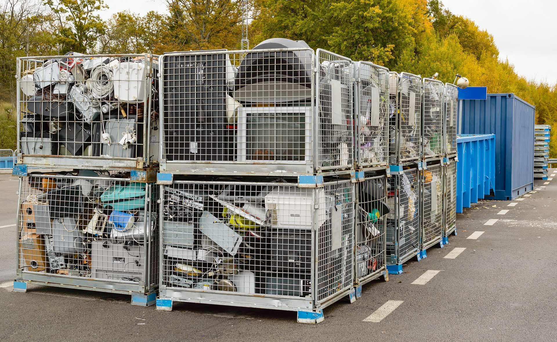 Minería urbana y residuos electrónicos: el tesoro caché de nuestros cajones y su valor en reciclaje tech