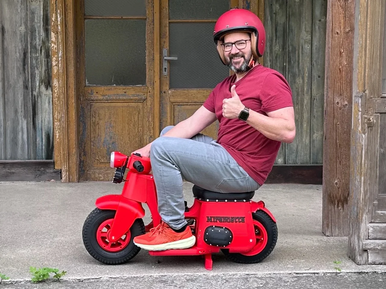 Un scooter 3D ultracompact imprimé pour tenir en bagage cabine