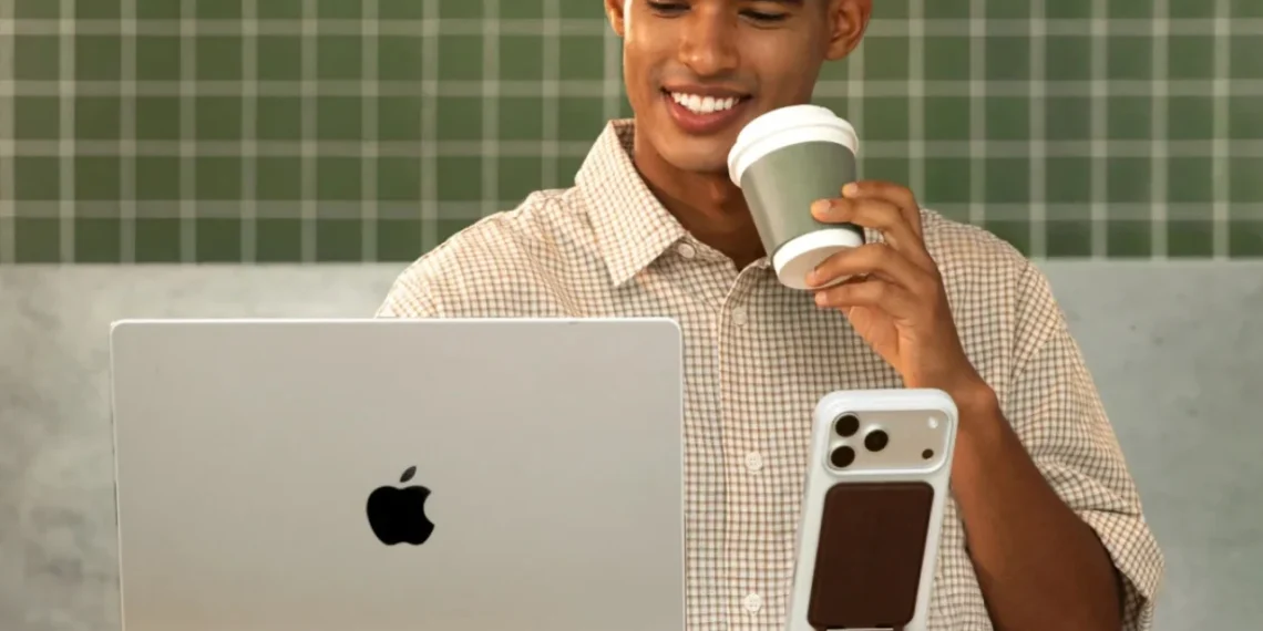 Vos supports de téléphone et d’ordinateur portable en marc de café recyclé, l’alternative écoresponsable qui séduit - plare. Vos supports de téléphone et d’ordinateur portable en marc de café recyclé, l’alternative écoresponsable qui séduit