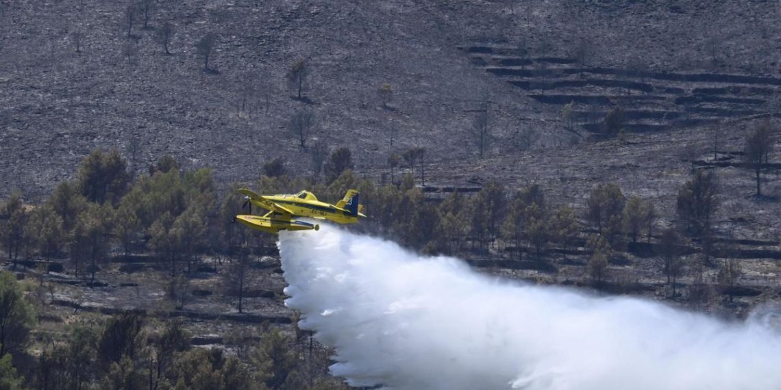 Incendio en la planta de biomasa de Llutxent: controlado tras afectar material y zona forestal - plare. Incendio en la planta de biomasa de Llutxent: controlado tras afectar material y zona forestal