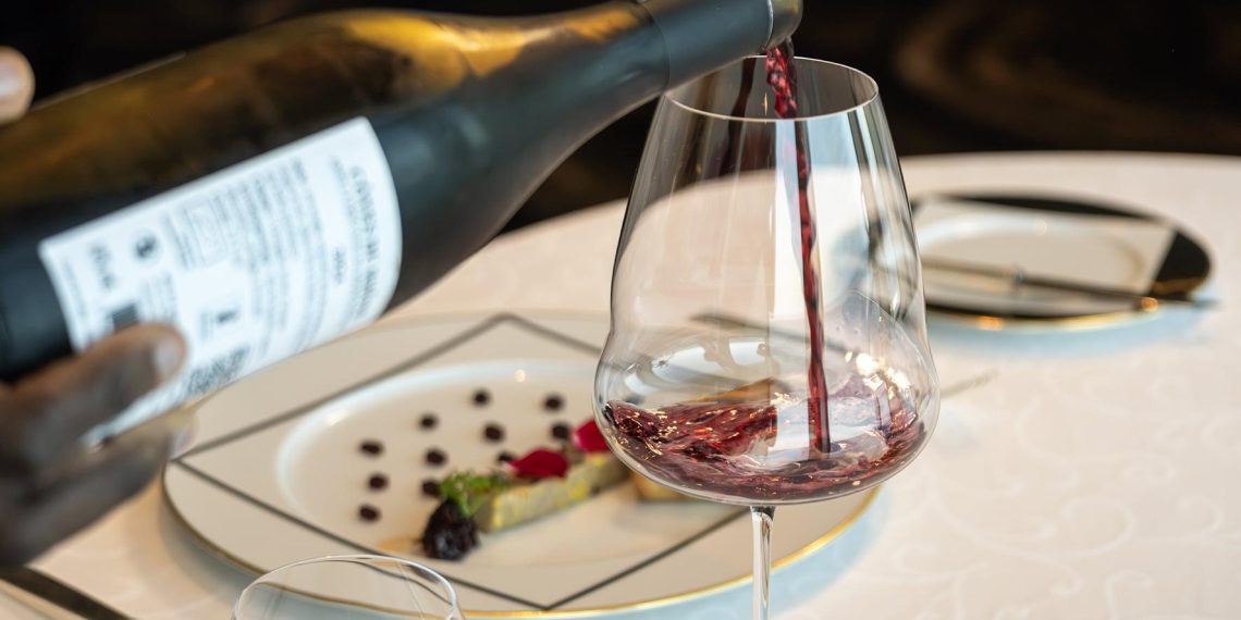 Espagne et croisières à l’honneur aux Wine Spectator Awards, l’excellence œnologique brille aussi en euros - plare. Espagne et croisières à l’honneur aux Wine Spectator Awards, l’excellence œnologique brille aussi en euros