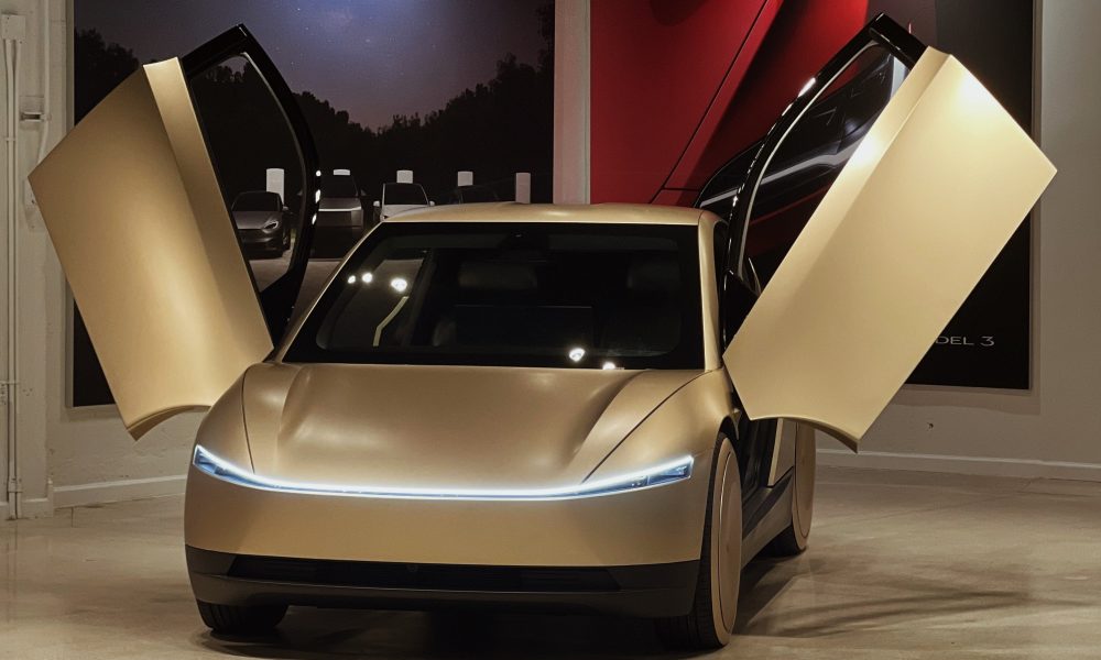 Tesla Cybercab doré : le secret de cette couleur cache bien plus qu’un simple choix de design