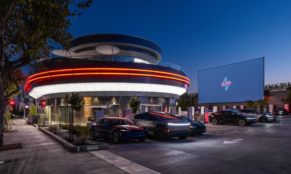 Tesla Diner fête son anniversaire avec un cadeau signé par Franz en édition limitée