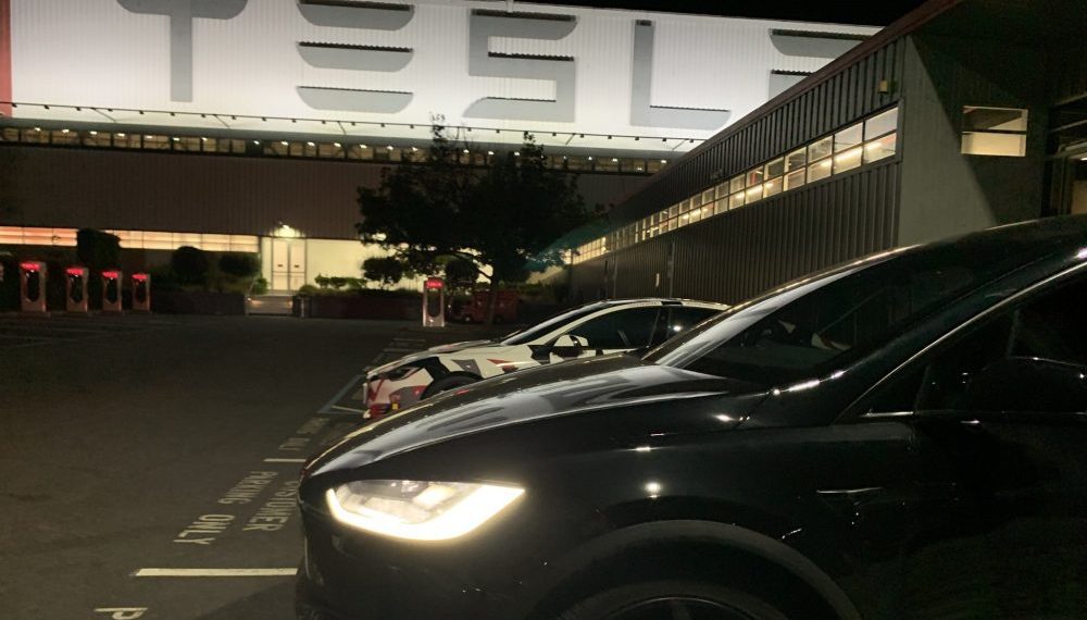 Tesla éligible au nouveau programme de rabais EV en Californie : un vrai coup de pouce pour les acheteurs - plare. California écarte Tesla de sa nouvelle prime EV et favorise Rivian et Lucid