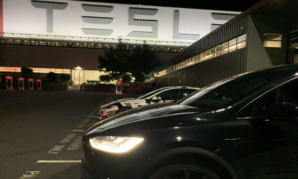 California écarte Tesla de sa nouvelle prime EV et favorise Rivian et Lucid