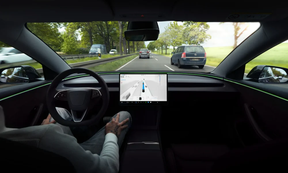 Tesla FSD : Elon Musk dévoile les améliorations à venir de la conduite autonome