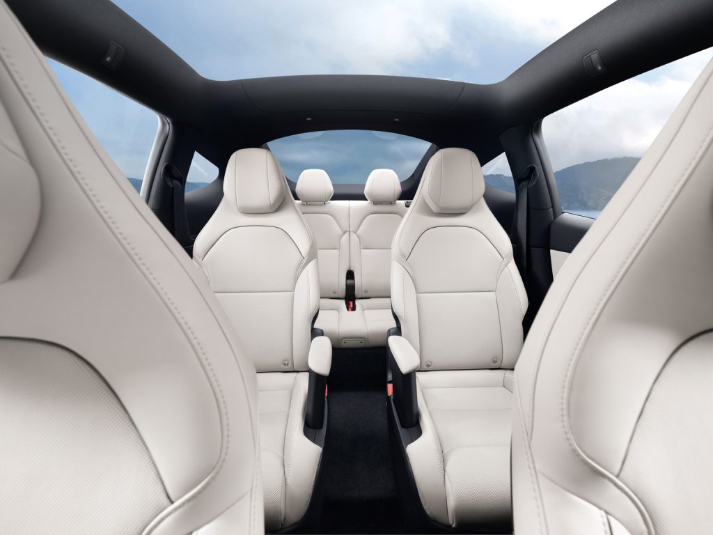 Tesla lance le Model Y L "Launch Series" aux États-Unis à 54 430 euros, un SUV électrique premium à suivre - plare. Tesla lance le Model Y L « Launch Series » aux États-Unis à 54 458 € : SUV électrique haut de gamme à prix premium