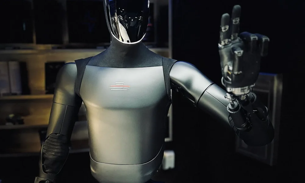 Tesla : le patron de l’IA révèle l’ampleur du projet Optimus et ses ambitions pour les robots humanoïdes