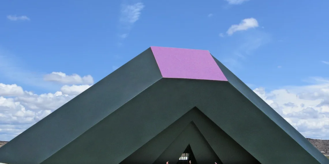 Le pavillon solaire qui redéfinit l’architecture durable et le design innovant - plare. Le pavillon solaire qui redéfinit l’architecture durable et le design innovant