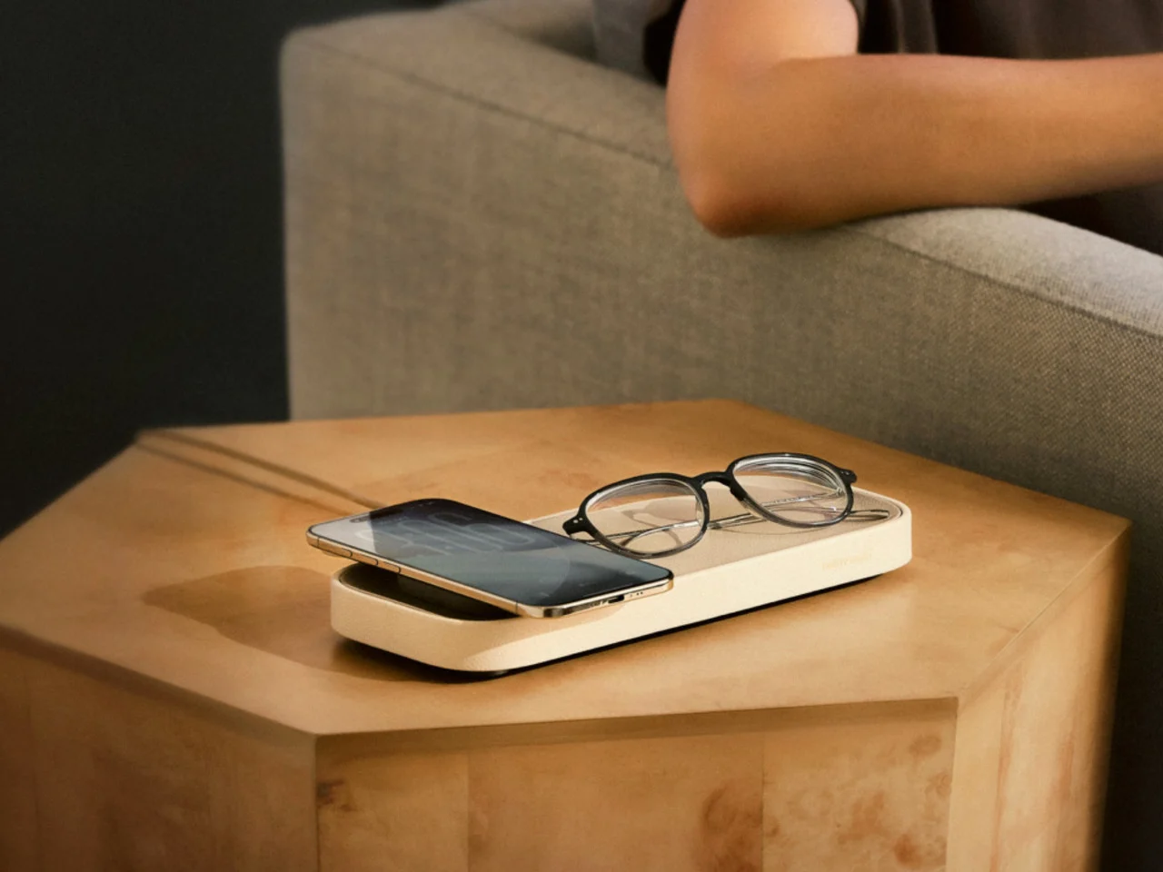Twelve South lance un chargeur à 114 € qui ne gâchera pas votre table de nuit