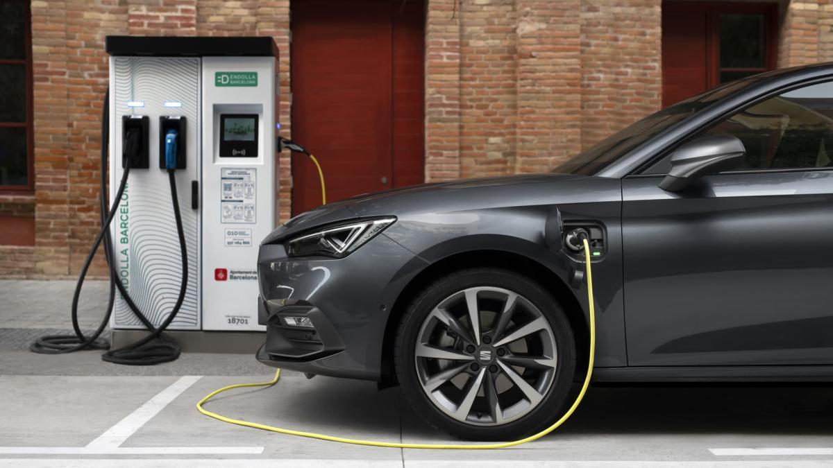 Colombia accélère sur le marché du coche eléctrico avec des ventes record et une transition en pleine vitesse