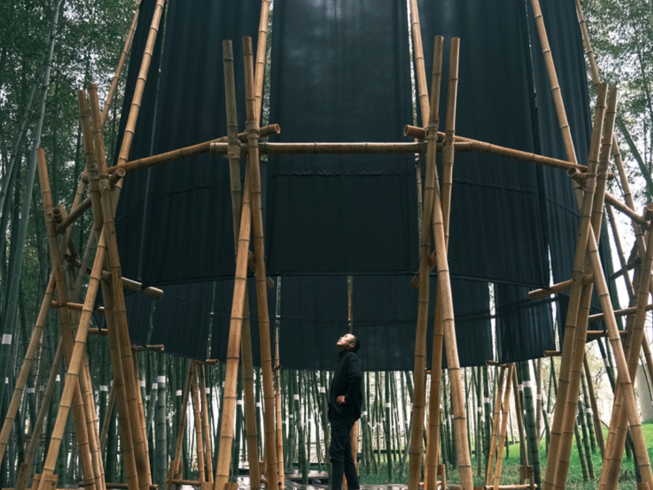 En Chine, la Bamboo Tower de 28 m² vous oblige à vous baisser pour entrer - plare. En Chine, la Bamboo Tower de 28 m² vous oblige à vous baisser pour entrer