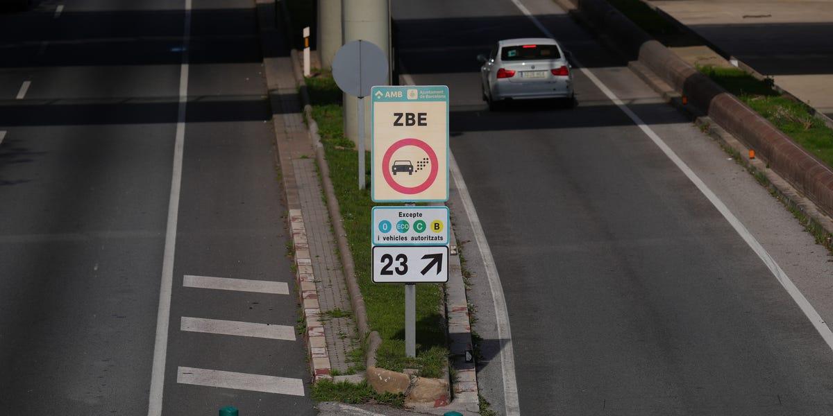 España face au labyrinthe des zones à faibles émissions : amendes, décisions de justice et nouvelles restrictions