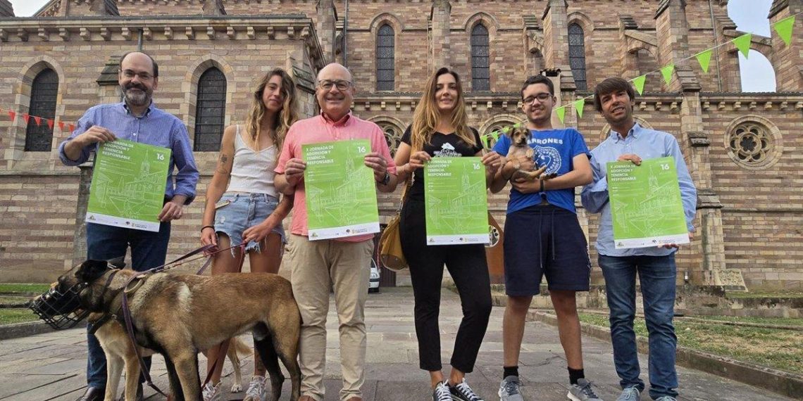 Torrelavega organise la X journée d'adoption et de possession responsable avec défilé et bénédiction des animaux de compagnie - plare. Torrelavega organise la X journée d’adoption et de possession responsable avec défilé et bénédiction des animaux de compagnie