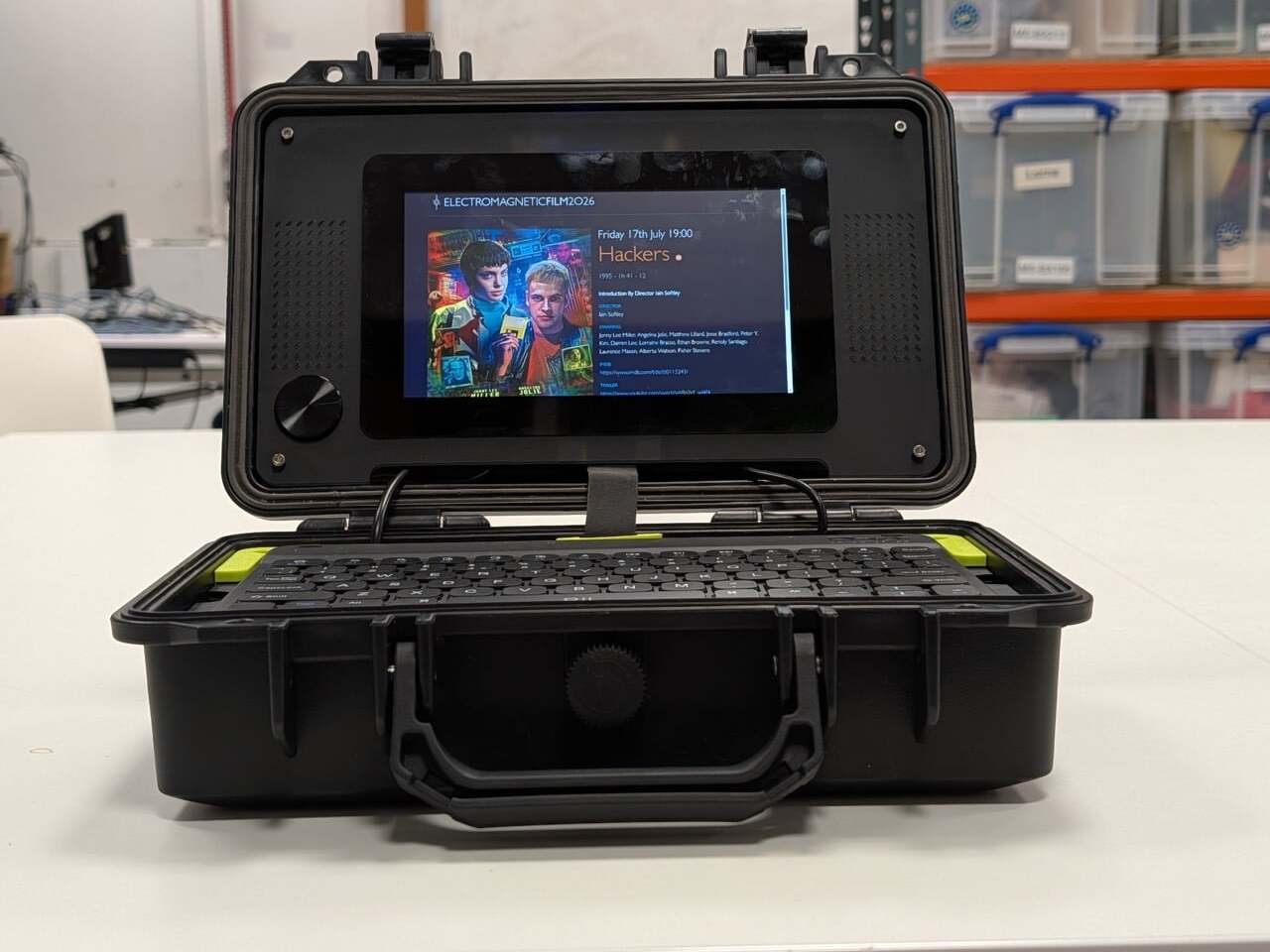Le cyberdeck devient officiel : Raspberry Pi propulse la tendance virale du mini-PC DIY