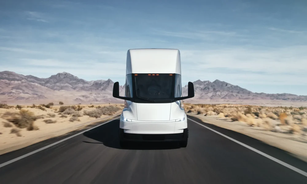 Tesla Semi arrive officiellement en Europe, le camion électrique de Tesla prêt à bousculer le marché