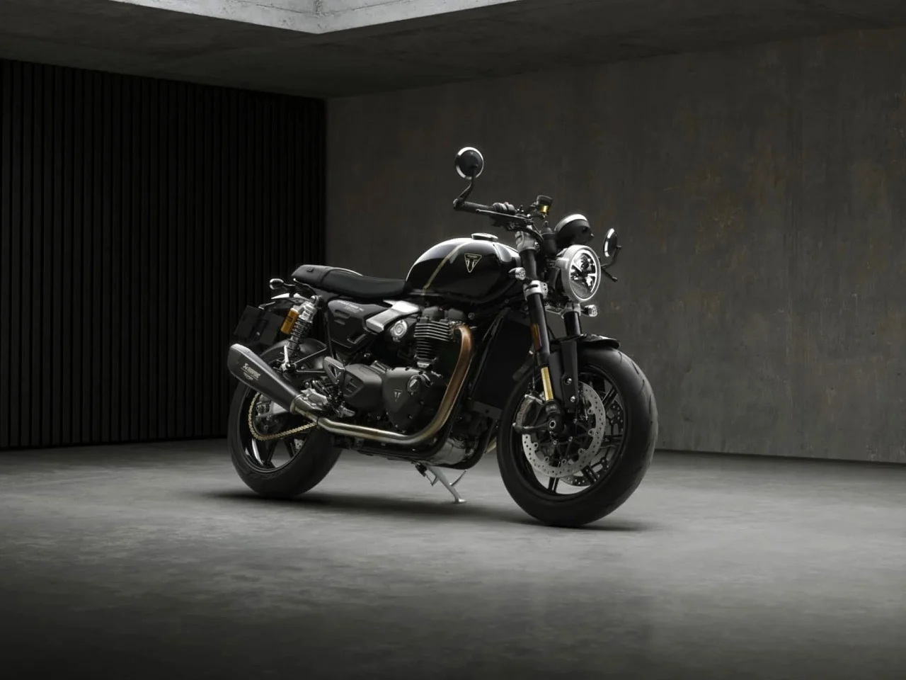 Triumph muscle son nouveau roadster 1200 cc avec des touches dorées haut de gamme