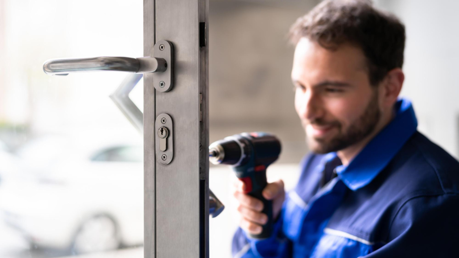 De l’ouverture de porte au changement de serrure : comprendre les services d’un serrurier à Sceaux - plare. De l’ouverture de porte au changement de serrure : comprendre les services d’un serrurier à Sceaux