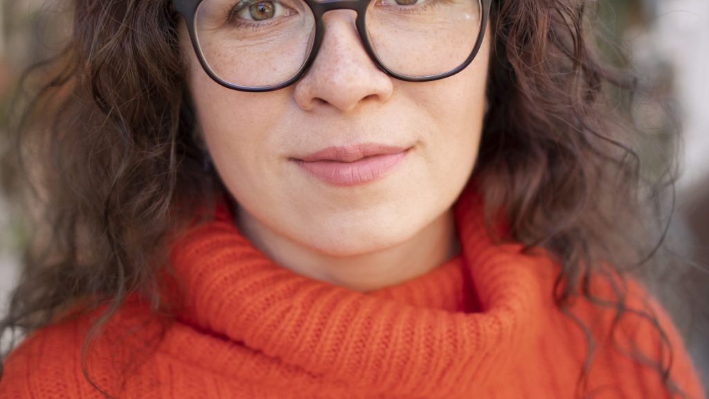 Quelle monture de lunettes pour quelle forme de visage ? - plare. lunettes pour un visage assez rond - plare.